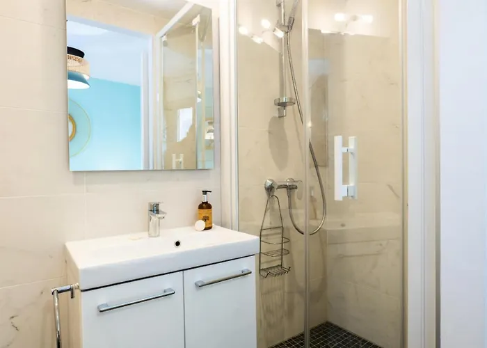 4p De Style A Deux Pas Du Palais Des Festivals - 4p De Style A Deux Pas Du Palais Des Festivals Mae-2303 Cannes