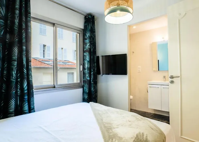 4p De Style A Deux Pas Du Palais Des Festivals - 4p De Style A Deux Pas Du Palais Des Festivals Mae-2303 * Cannes